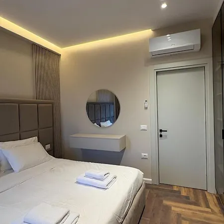 Blue Boutique 3 Τίρανα
